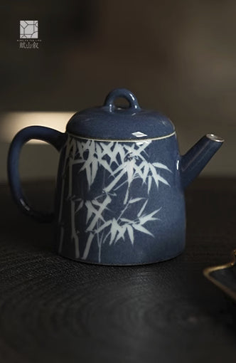 [賦山敘 x Gohobi] “Garden Bamboo” Splash-Blue Carved Teapot – Handcrafted Jingdezhen Ceramic Gongfu Teapot with Colored Glaze