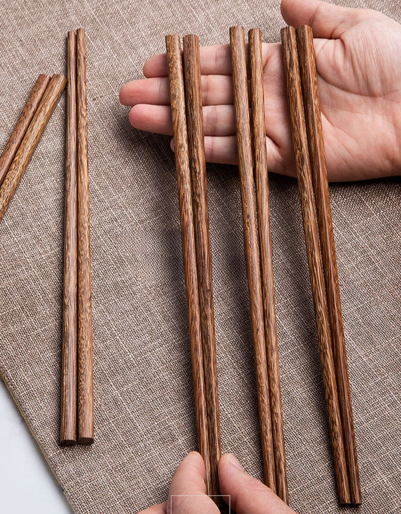Gohobi A Set of 5 Pairs of Essential Wooden Chopsticks