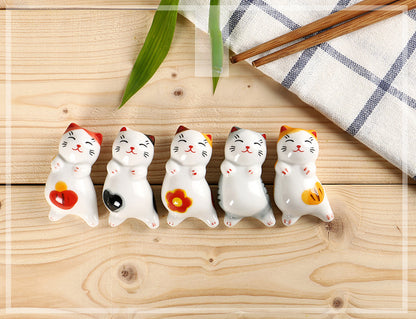 Gohobi Ceramic Lying Down Cat Chopstick Rest