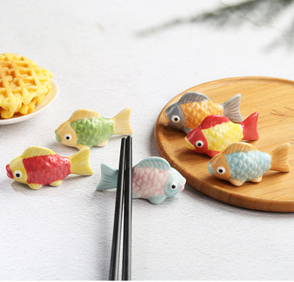 Gohobi Colourful Goldfish Chopstick Rest