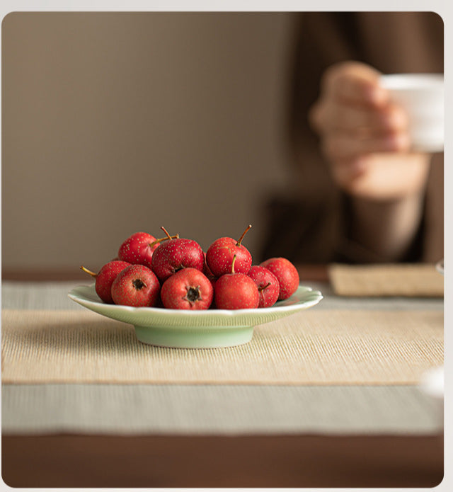 Gohobi Traditional Japanese Glazed Fruit Nuts Small Plate - Lotus 013