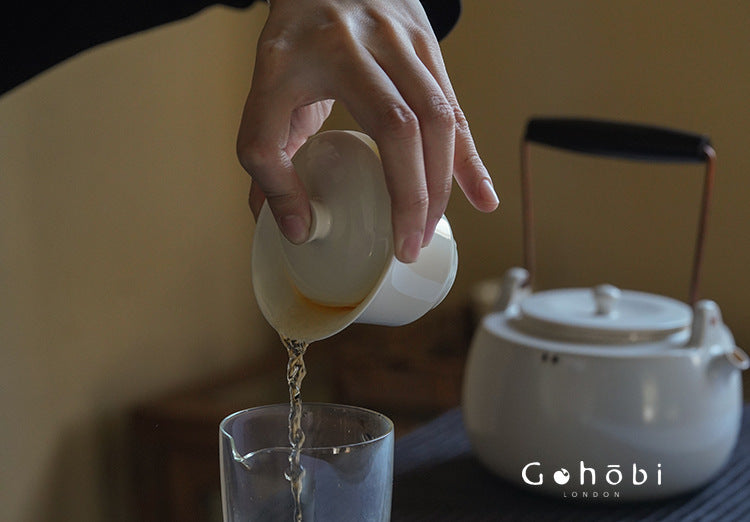 Gohobi Apricot White Ercai Gaiwan – Thin Porcelain Japanese Style Covered Tea Bowl