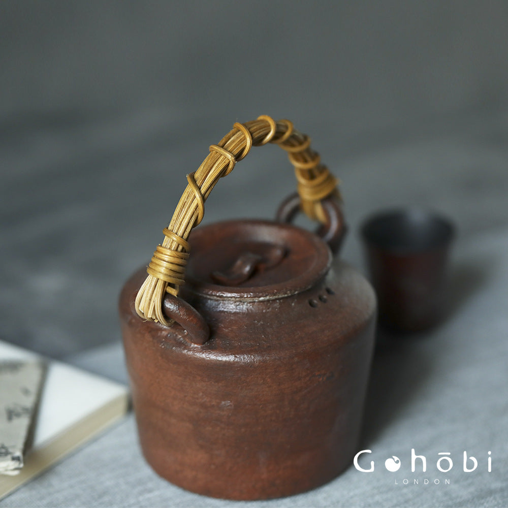 Gohobi “Sunny Day” Hand-Pulled Purple Sand Teapot – Literati Ball-Hole Pot (350–400ml)