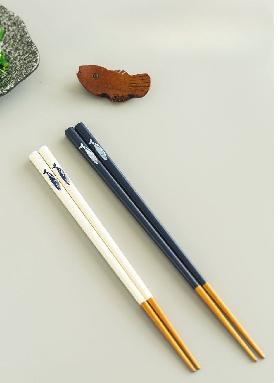 Gohobi SUNLIFE Japanese-Style Whale Wooden Chopsticks