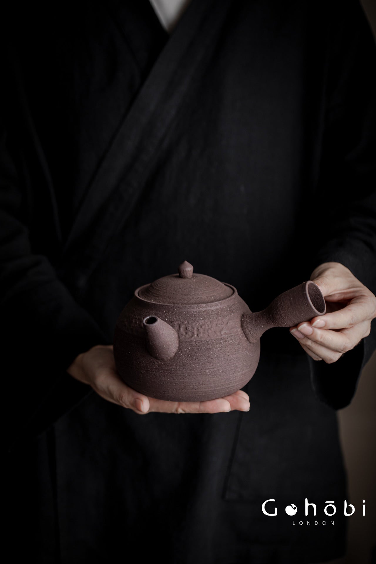 Gohobi Coarse Pottery Wind Stove Tea Set – Japanese Retro Charcoal-Style Kettle