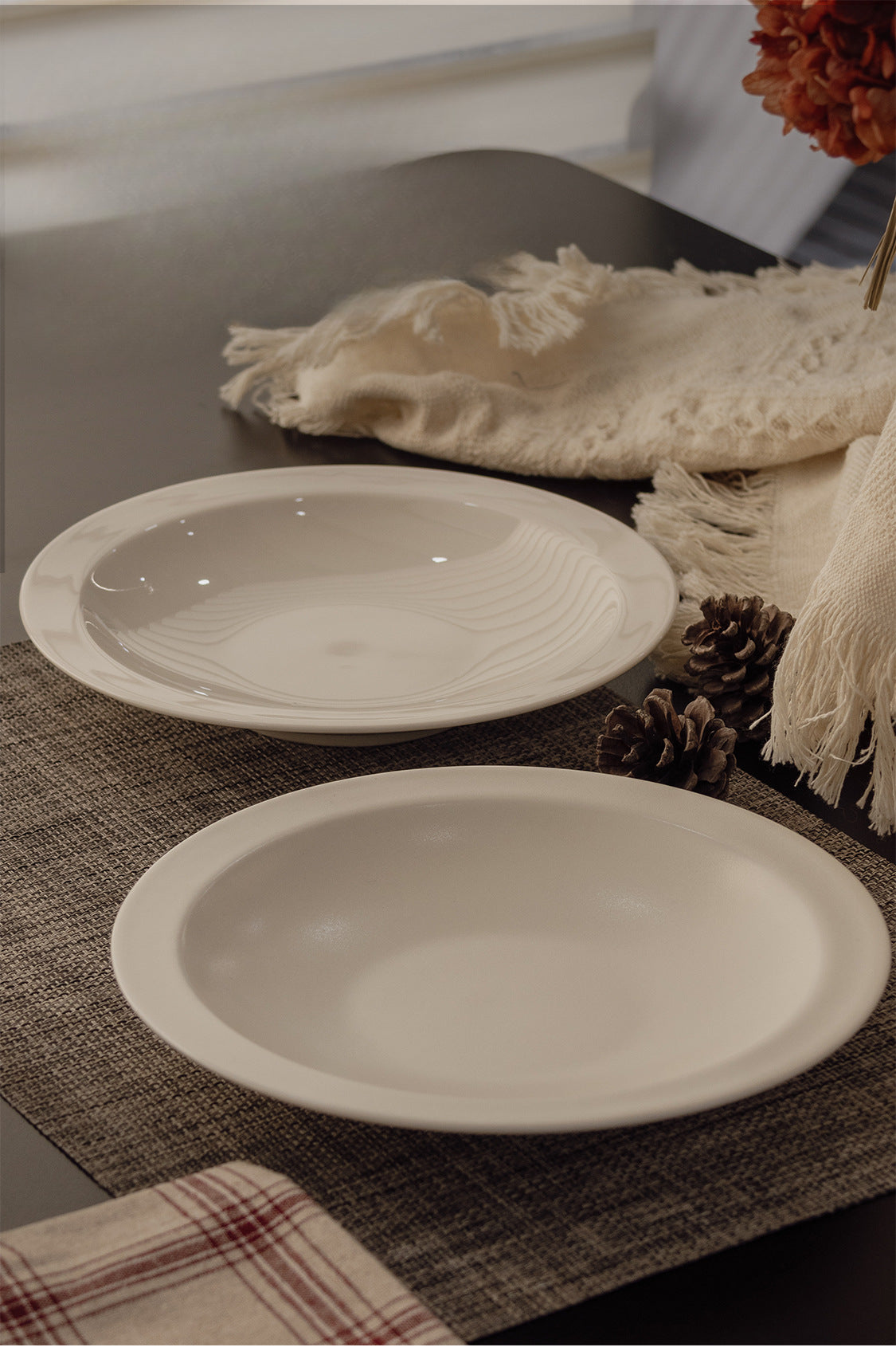 Gohobi Painted Gold Small-Foot Flat-Edge Plate