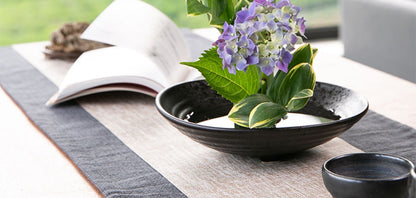 Gohobi Large Ikebana Three-legged Japanese Style Vase 008