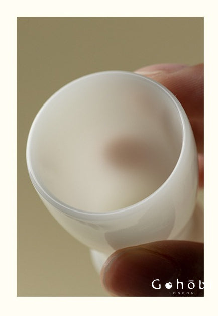 Gohobi Ice White Jade Porcelain Wine Set – Luxury Ceramic Sake Dispenser & Cups