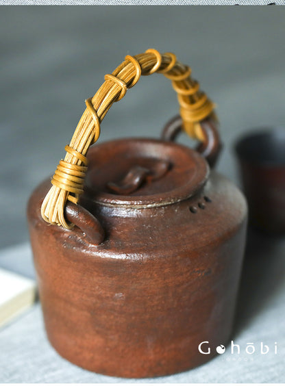 Gohobi “Sunny Day” Hand-Pulled Purple Sand Teapot – Literati Ball-Hole Pot (350–400ml)