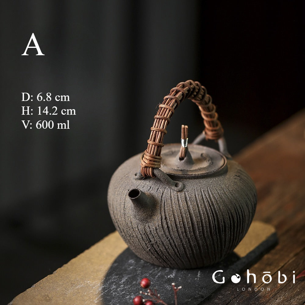 Gohobi Purple Sand Japanese-Style Teapot – Charcoal Stove Aesthetic Kung Fu Tea Brewer (600ml)