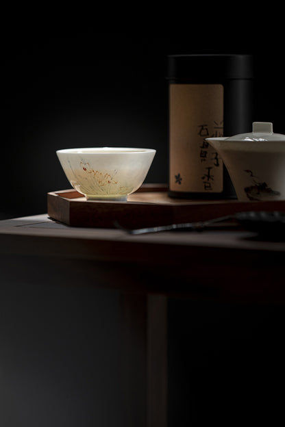 Gohobi Blue and White Hand-Painted Thin-Walled Master Cup