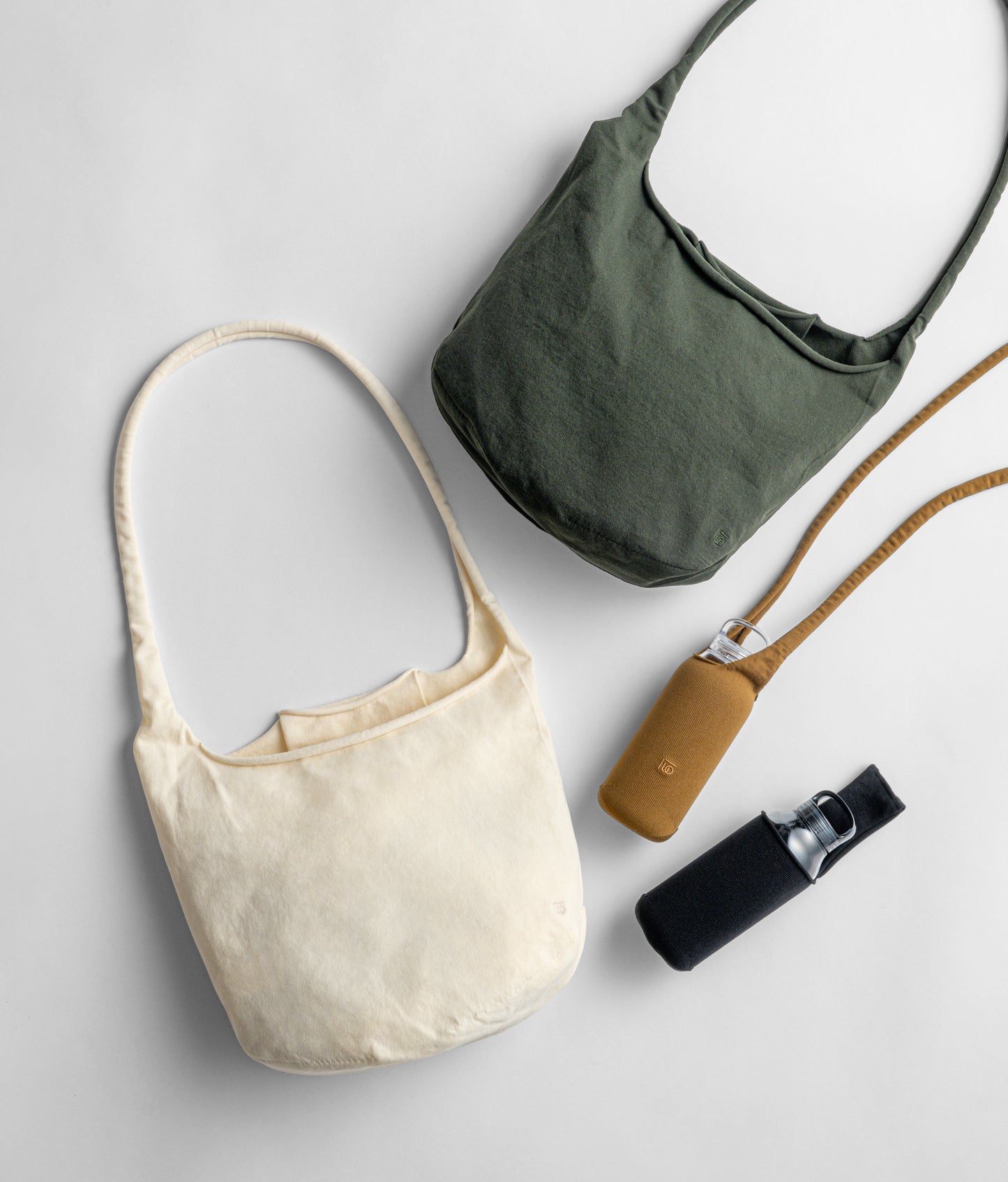 Kinto FUTO sling bag