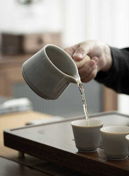 Gohobi Japanese Style Ice Grey Pitcher 002