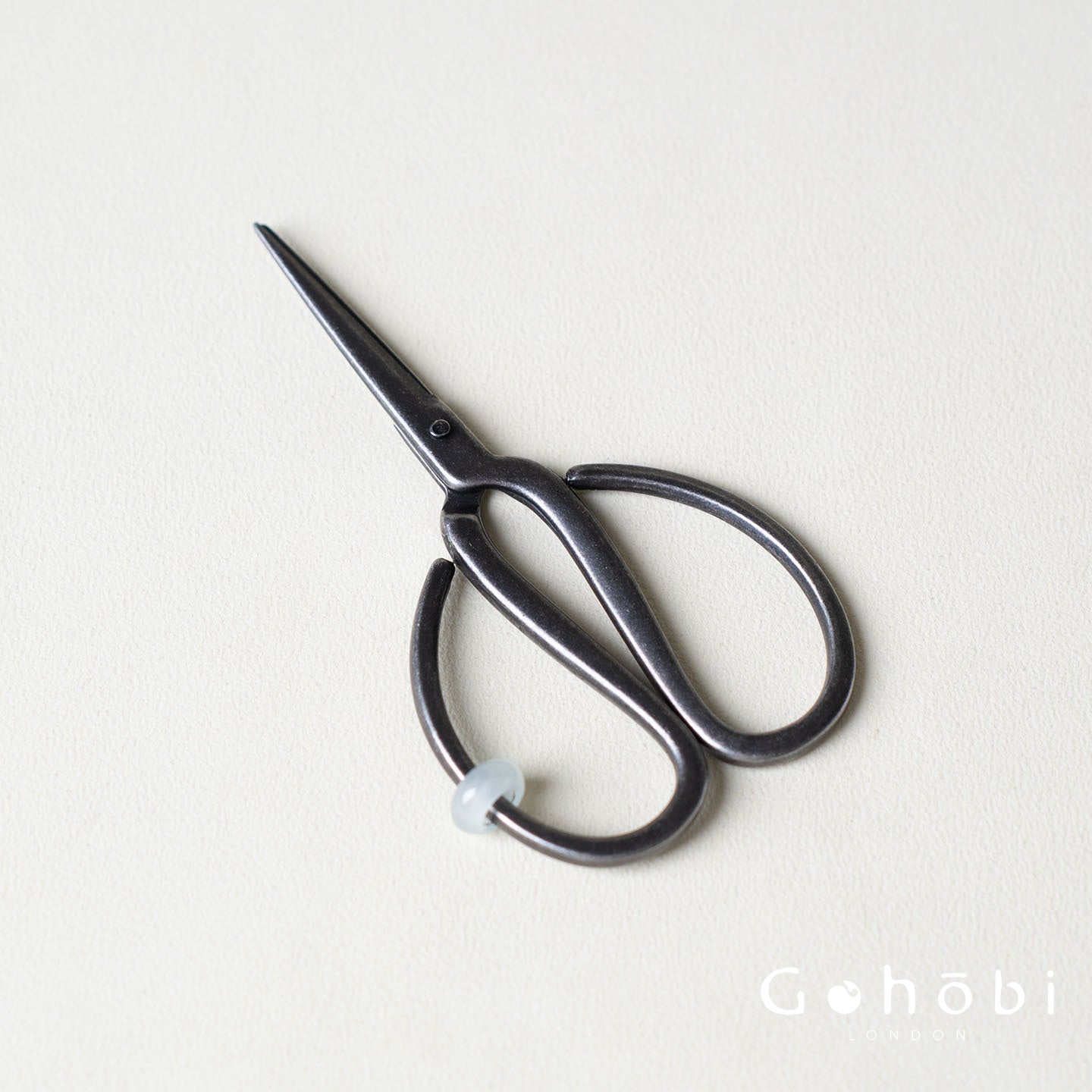 Gohobi Handmade Old Iron Tea Scissors with Storage Bag – Portable Tea Ceremony Accessory