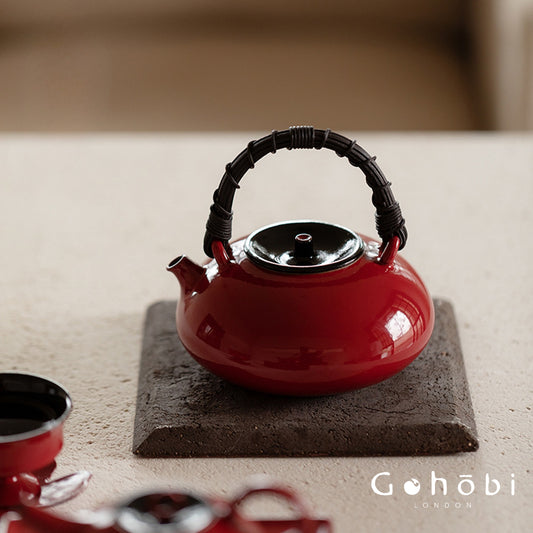 Gohobi Ochre Dream Red Fireplace Teapot – Japanese-Style Coarse Pottery Rattan Beam Kettle