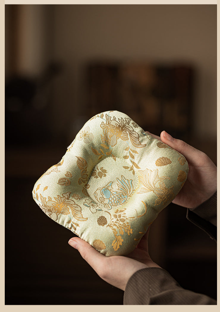 Gohobi Chinese Fabric Pot Coaster