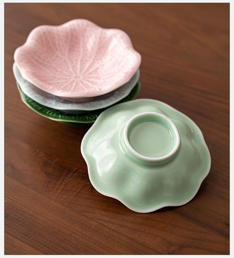 Gohobi Traditional Japanese Glazed Fruit Nuts Small Plate - Hibiscus 004