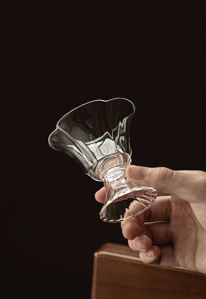 Gohobi High Borosilicate Glass Flower-Rim Swirl-Base Tall Footed Master Cup – Heat-Resistant Gongfu Tea Cup