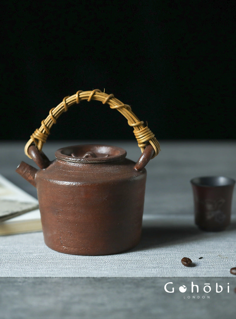 Gohobi “Sunny Day” Hand-Pulled Purple Sand Teapot – Literati Ball-Hole Pot (350–400ml)