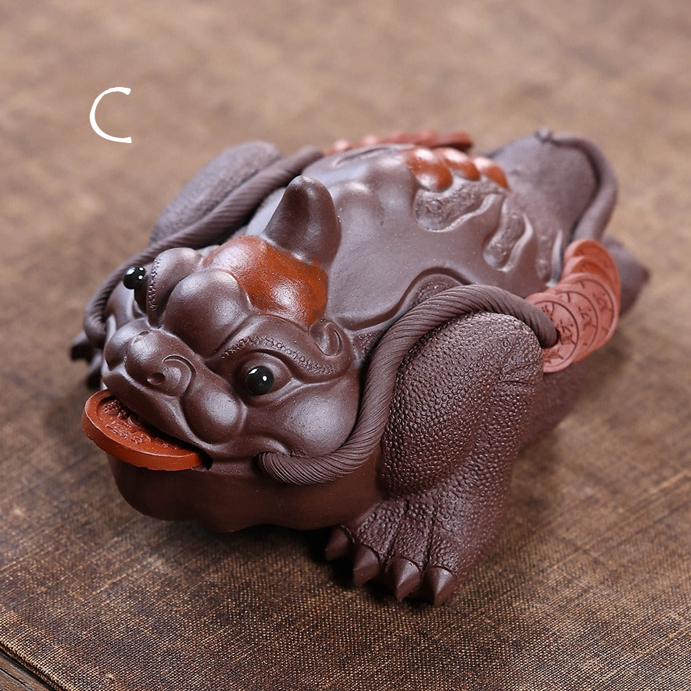 Gohobi Yixing Purple Clay Flame Golden Toad Tea Pet – Handmade Lucky Three-Legged Toad Ornament