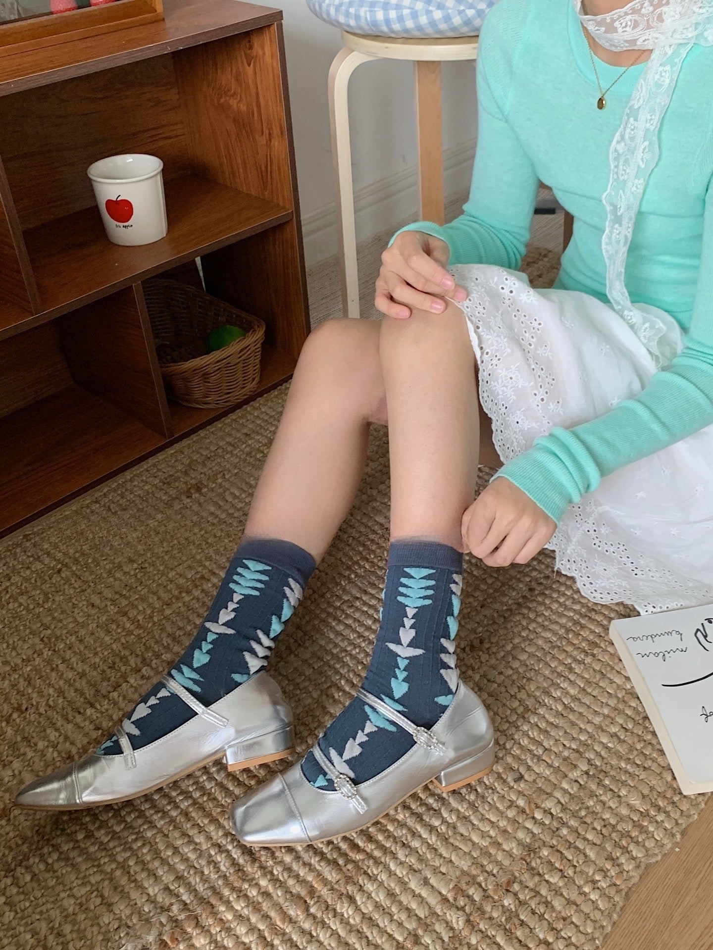 Gohobi Embossed Floral Geometric Socks