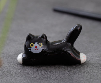 Gohobi Ceramic Lying Cat Chopstick Rest