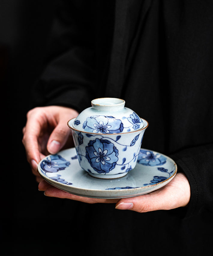 Gohobi Blue and White Lotus Large Size Gaiwan with Tray