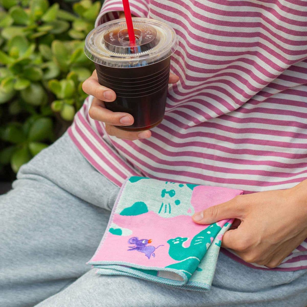 HereThe Hightide New Retro Gauze Handkerchief