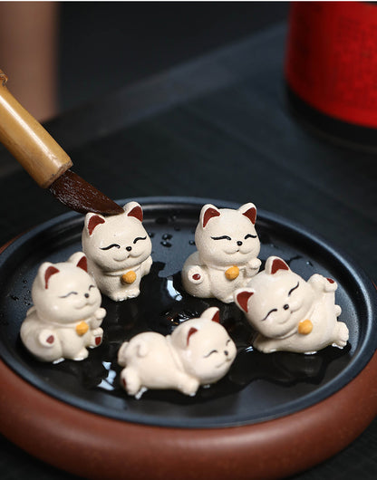 Gohobi Handmade Ceramic YiXing Clay Lucky Cat Ornament Tea pet