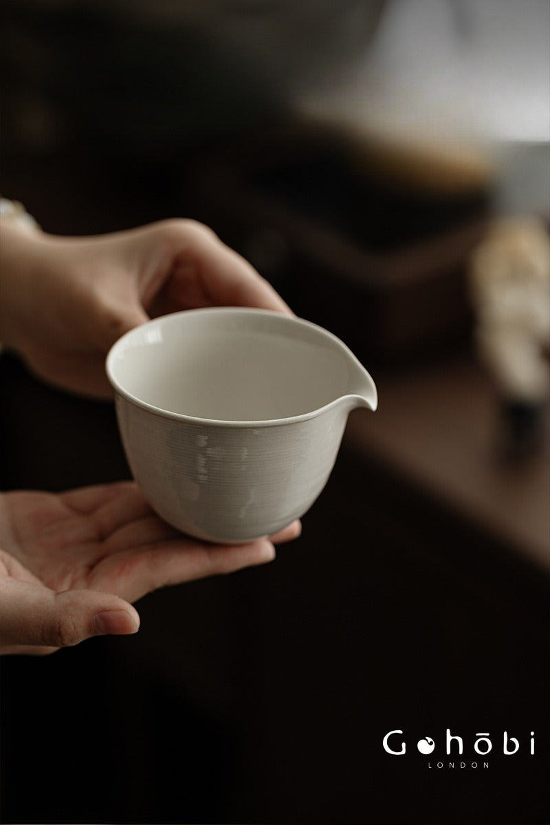 Gohobi Glass Fair Cup with Wood Ash Ceramic Base – Gongfu Tea Pitcher Tea Sea