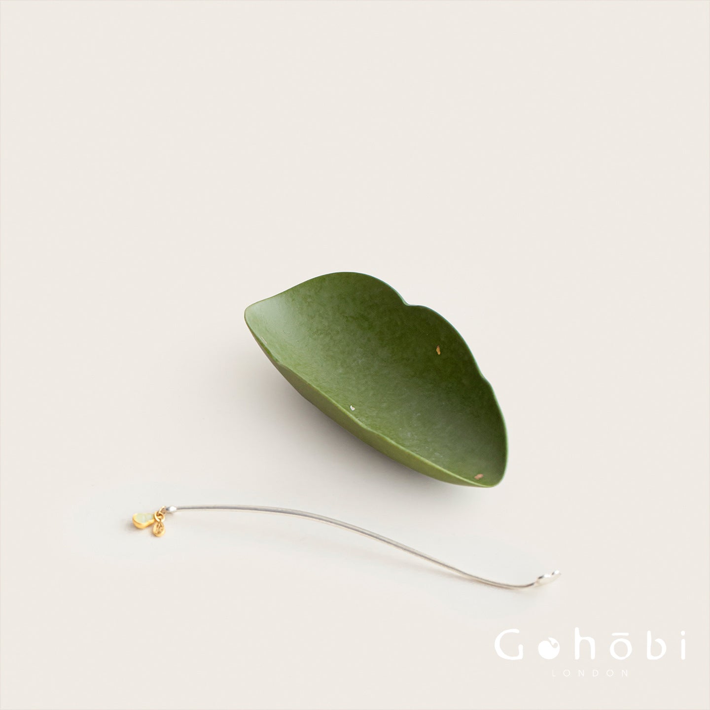 Gohobi Green Leaf Tea Spoon Set – Ceramic Gold Accent Tea Scoop and Tea Needle Set