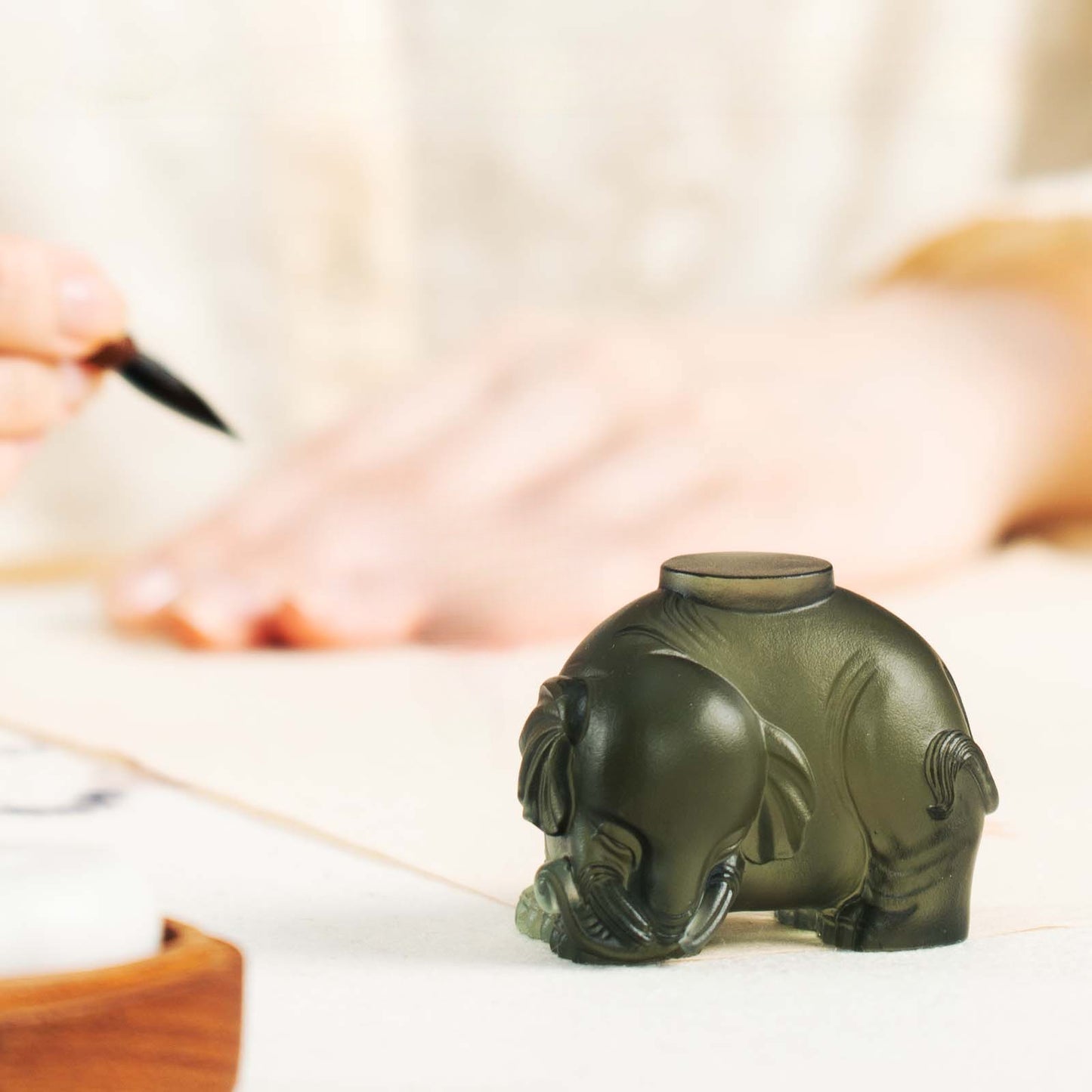 Gohobi Pate de Verre Elephant Shaped Coloured Glass Ornament Pen Holder Paperweight