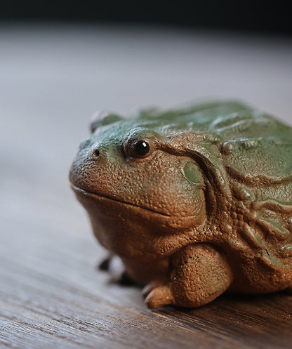 Gohobi Handmade Ceramic YiXing Clay Toad Ornament Tea pet