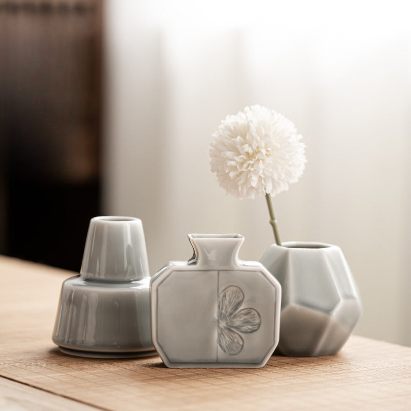 Gohobi Japanese Style Ikebana Ice Grey and Green Vase