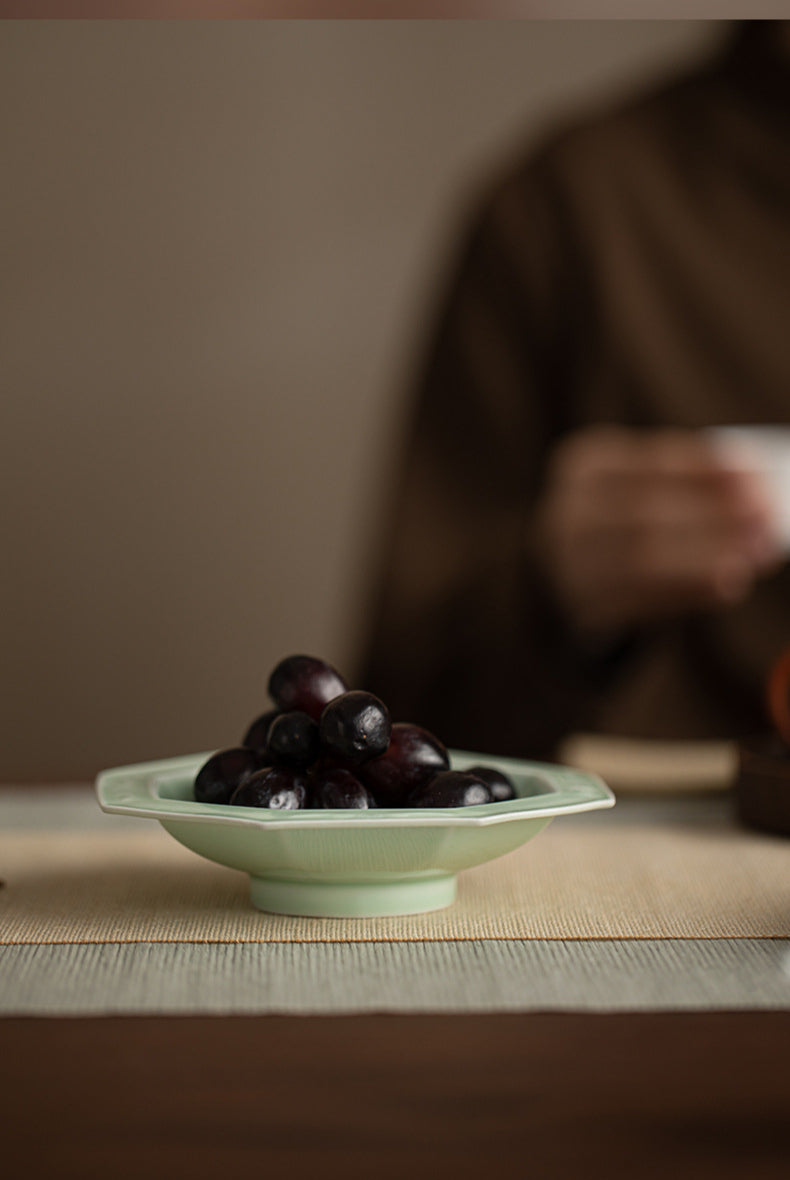 Gohobi Traditional Japanese Glazed Fruit Nuts Small Plate - Octagon 005