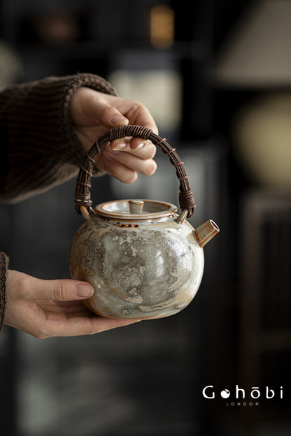 Gohobi Shino Kiln-Transformed Rattan Beam Teapot – Large Household Brewing Kettle