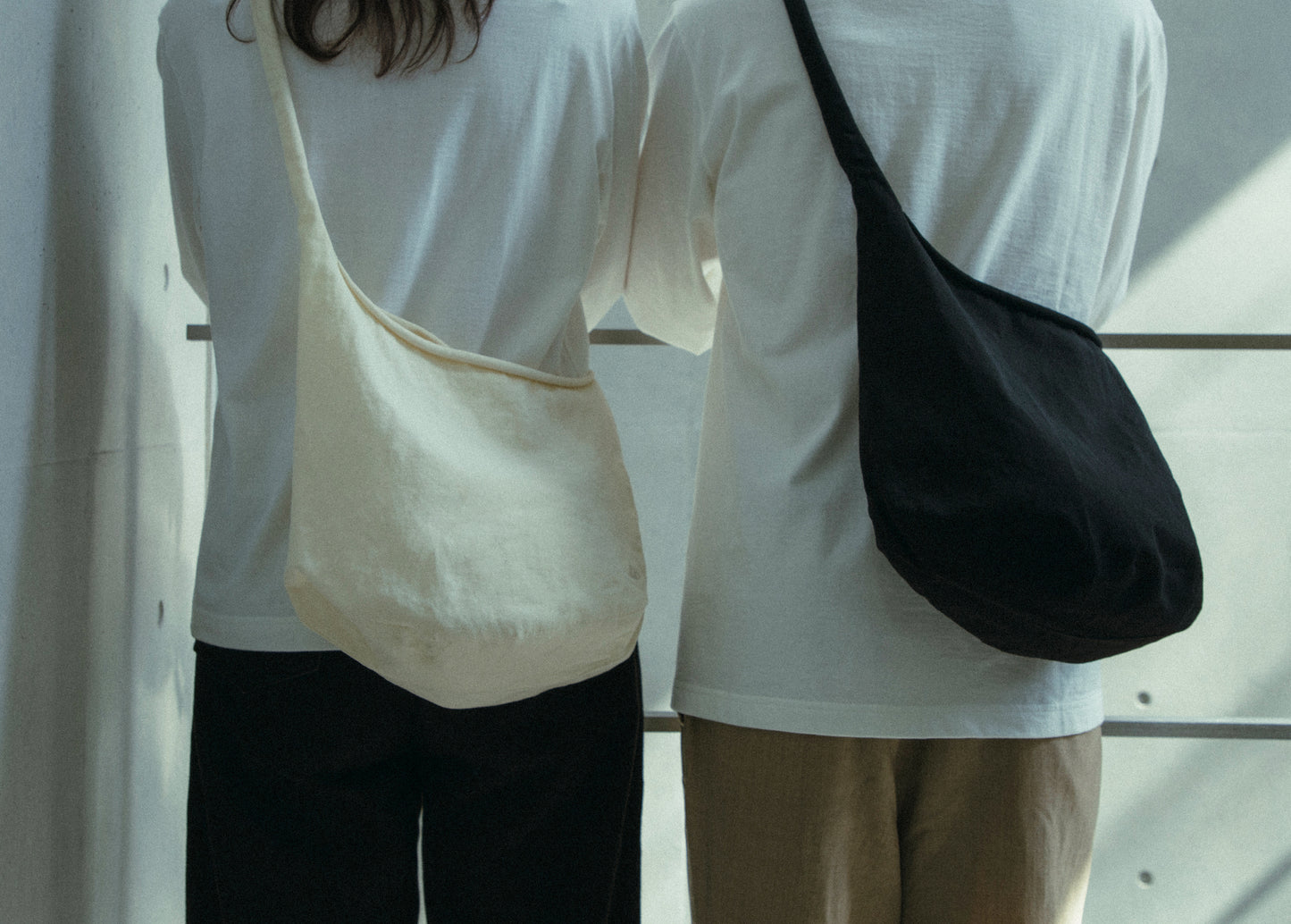 Kinto FUTO sling bag