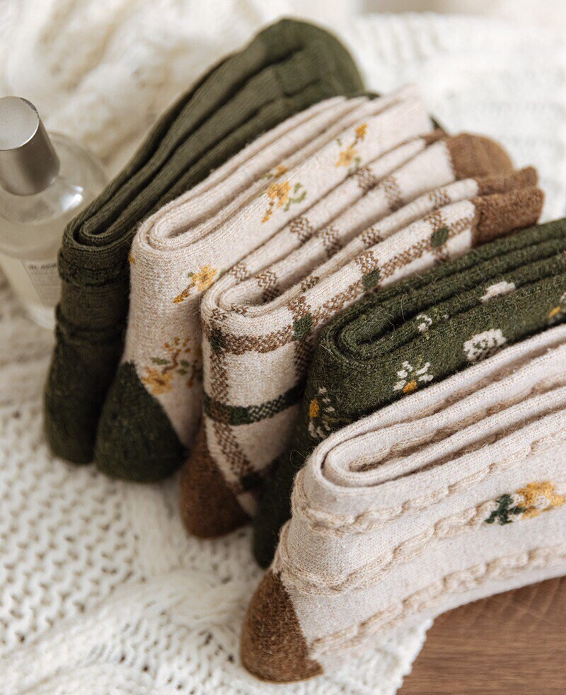 Floral wool socks Women Winter Socks gift wool flowers floral Korean Japanese green