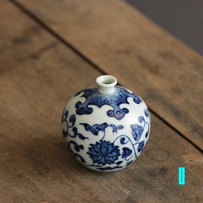 Gohobi Oriental vase blue and white porcelain hand painted handmade mini vases Chinese Japanese Chado table decor gift wedding birthday