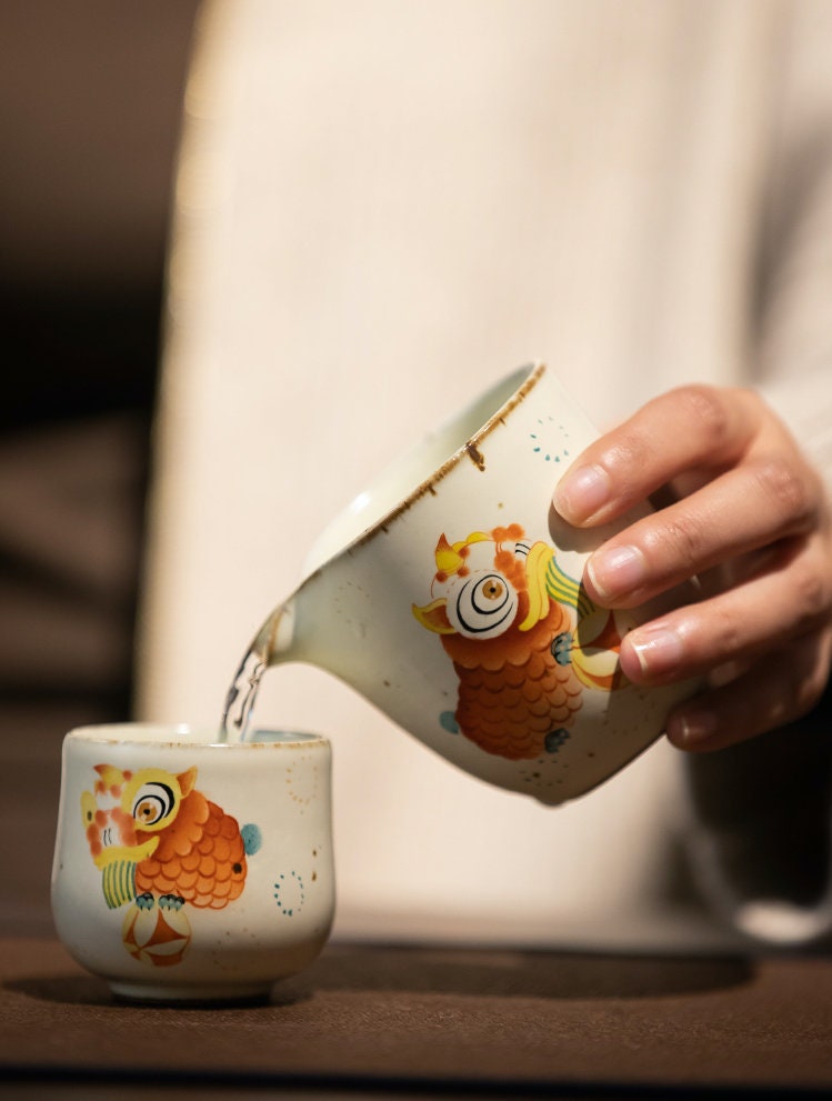 Gohobi Hand painted Chinese Lion dance Tea Pitcher Tea cup fair cup Ceramic Chinese Gongfu tea Kung fu tea Japanese Chado