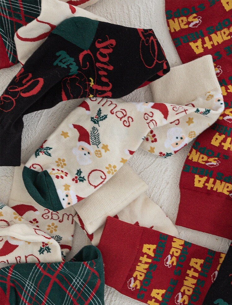 A set of 5 Christmas socks Xmas secret Santa gift Unisex Winter Socks gift
