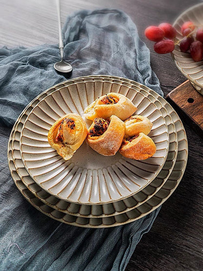 Gohobi handmade ceramic plate Japanese style tableware stoneware