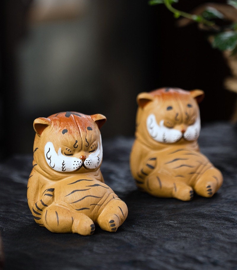 Gohobi Handmade sleepy tiger ornaments Tea pets ceramic YiXing clay  Chinese Gongfu tea Kung fu tea Japanese Chado unique ornaments