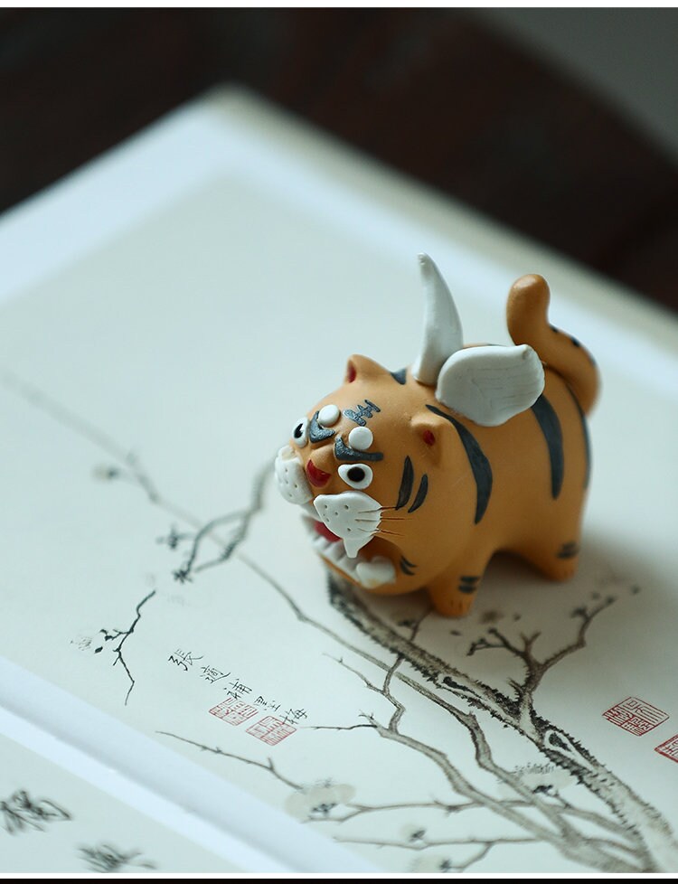 Gohobi Handmade tiger ornaments Tea pets ceramic YiXing clay  Chinese Gongfu tea Kung fu tea Japanese Chado unique ornaments