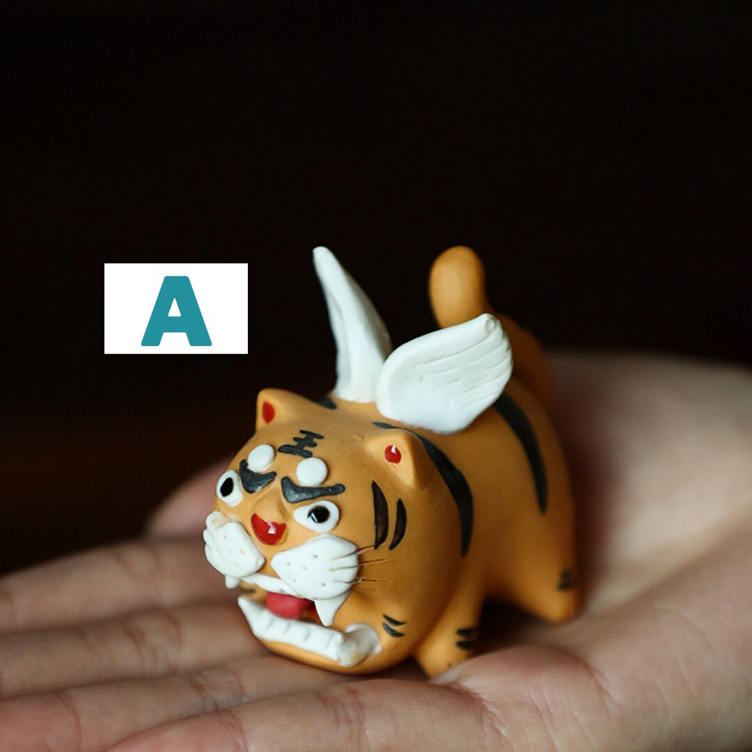 Gohobi Handmade tiger ornaments Tea pets ceramic YiXing clay  Chinese Gongfu tea Kung fu tea Japanese Chado unique ornaments