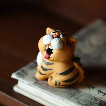 Gohobi Handmade tiger ornaments Tea pets ceramic YiXing clay  Chinese Gongfu tea Kung fu tea Japanese Chado unique ornaments