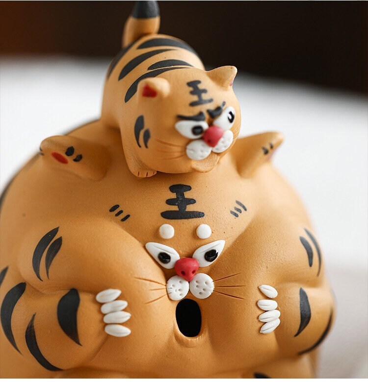 Gohobi Handmade tiger ornaments Tea pets ceramic YiXing clay  Chinese Gongfu tea Kung fu tea Japanese Chado unique ornaments