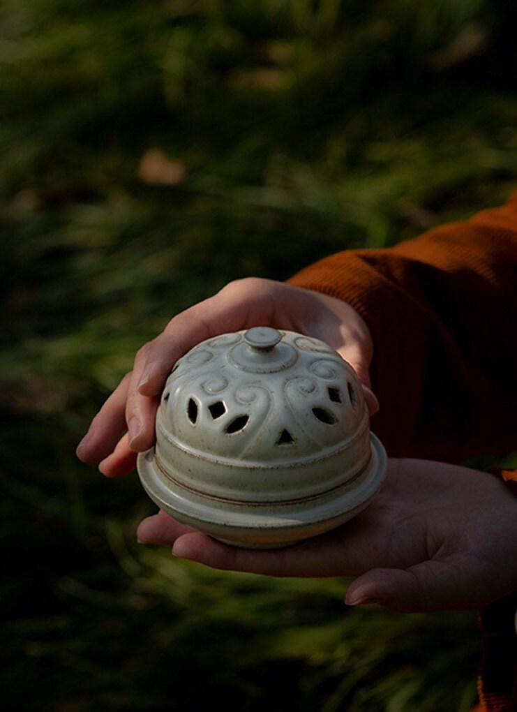 Gohobi handmade white Incense bowl Incense holder Gongfu tea Japanese Chado incense burner