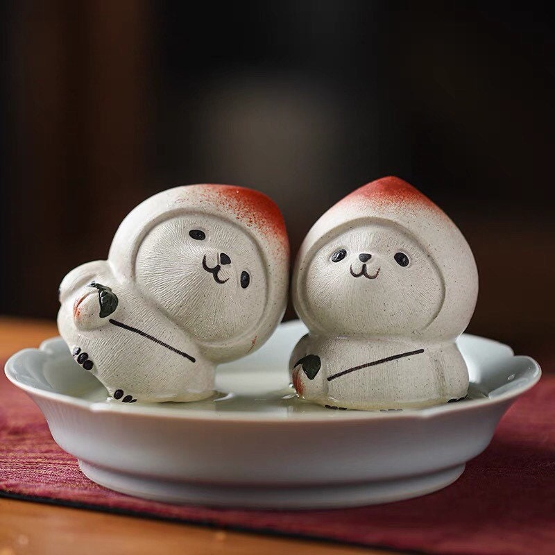Gohobi Handmade cat ornaments peach panda Tea pets ceramic YiXing clay  Chinese Gongfu tea Kung fu tea Japanese Chado unique ornaments