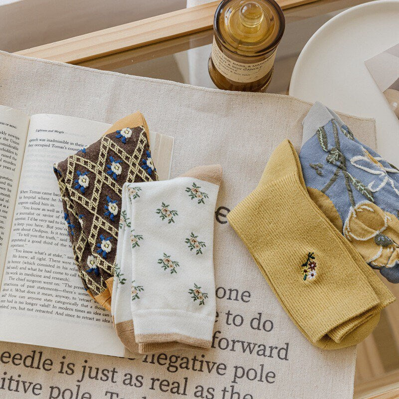 Floral wool socks